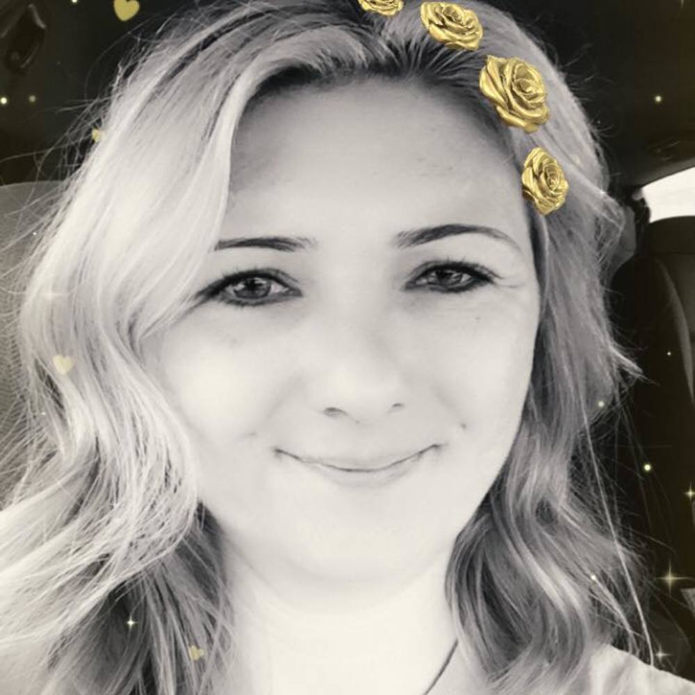Meet your Posher, Nicole